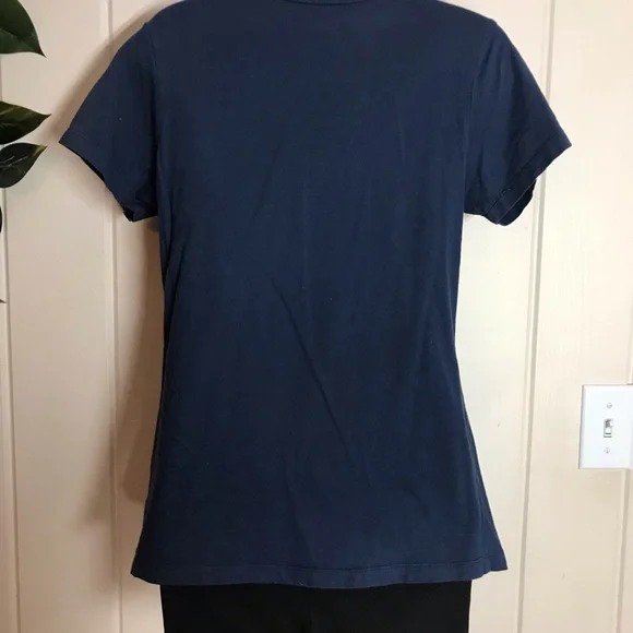 Disneyland Disney Mickey Mouse Blouse 
Large 10 - 12 (fits small) 
100% Cotton - Picture 5 of 12